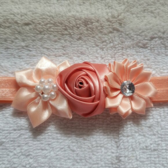 Handmade Baby Girls Headband Peach Size 0-3m 12"-14" D New - Picture 2 of 5